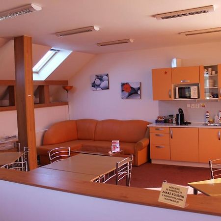 Penzion Horka Horka nad Moravou Экстерьер фото